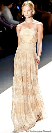 Tadashi Shoji