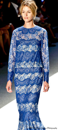 Tadashi Shoji