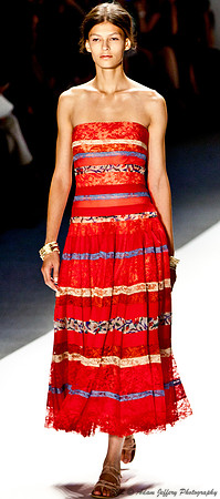 Tadashi Shoji