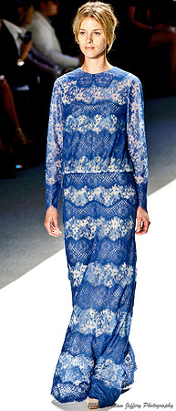 Tadashi Shoji