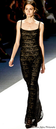 Tadashi Shoji