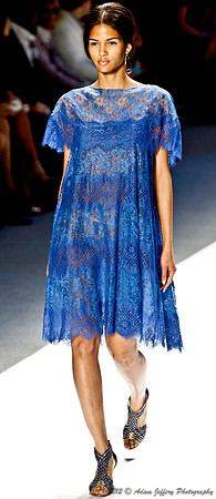 Tadashi Shoji