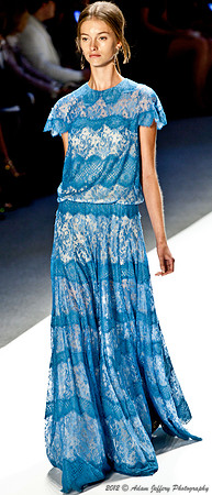 Tadashi Shoji