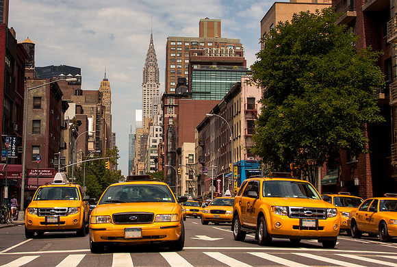 Lexington Ave Taxis